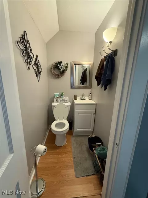 Bath - 1703 W 5th St, Ashtabula, OH 44004 photo 1 of 2