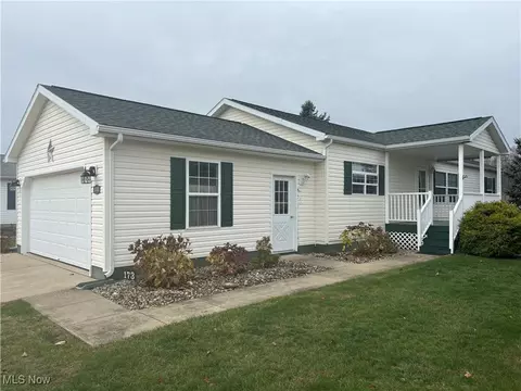 173 Polaris Dr, Dover, OH 44622