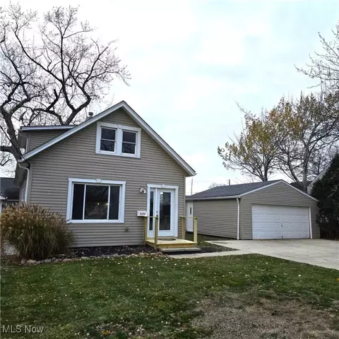 5104 W 149th St, Brook Park, OH 44142