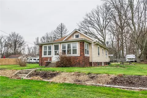 626 Johnson Ave, Alliance, OH 44601