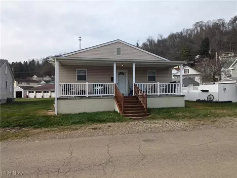 68268 Adolph St, Bridgeport, OH 43912