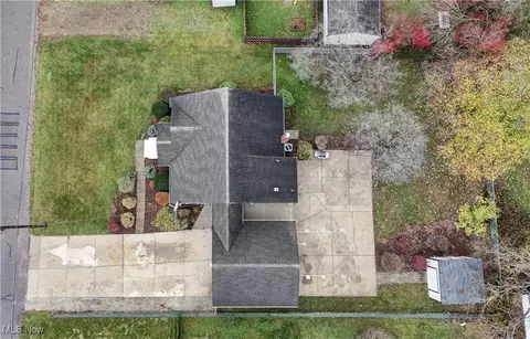 2425 Benton St, Akron, OH 44312 photo 35