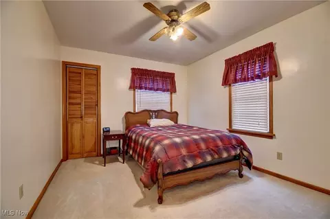 2425 Benton St, Akron, OH 44312 photo 19