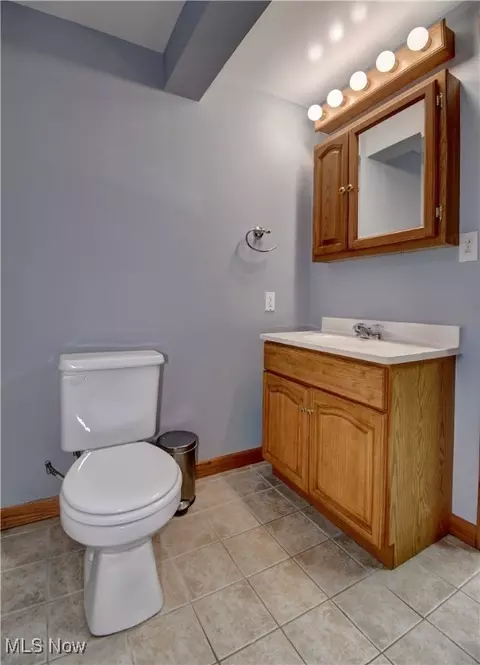 2425 Benton St, Akron, OH 44312 photo 29