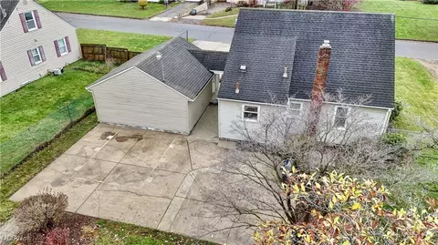 2425 Benton St, Akron, OH 44312 photo 34