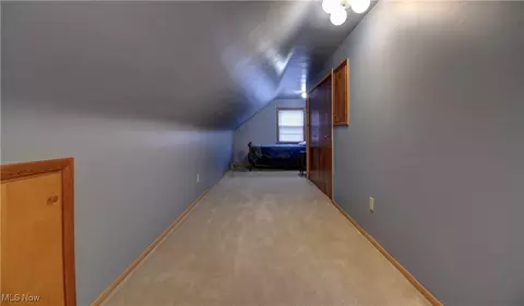 2425 Benton St, Akron, OH 44312 photo 21