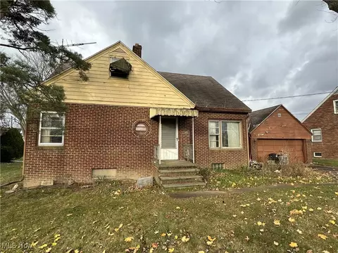 1240 W 33rd St, Lorain, OH 44053
