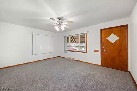 383 Beebe Ave, Elyria, OH 44035 photo 7