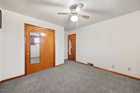 383 Beebe Ave, Elyria, OH 44035 photo 16