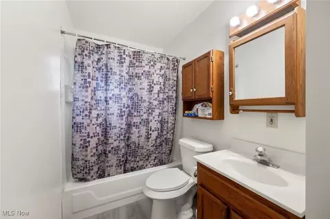 383 Beebe Ave, Elyria, OH 44035 photo 21