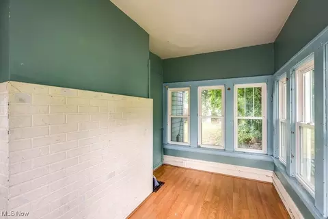 Entry Way - 382 Cornell St, Akron, OH 44310 photo 1 of 1