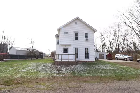 21 W Market St, Seville, OH 44273