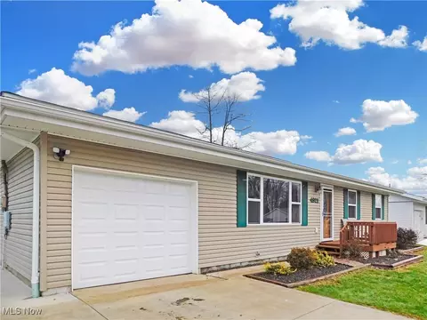 4921 Hawley Dr, Geneva, OH 44041