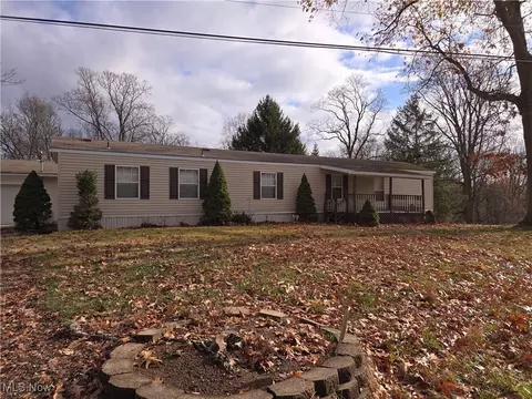 450 Beeman Rd, Washington, WV 26181