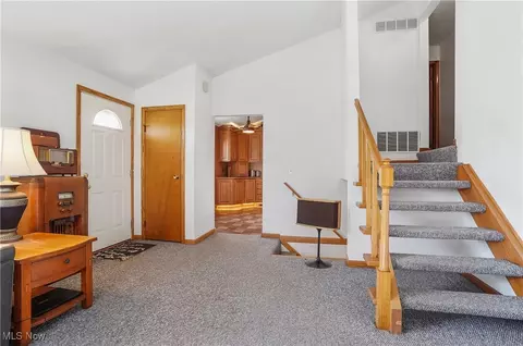 310 Berwin Pl, Munroe Falls, OH 44262 photo 7