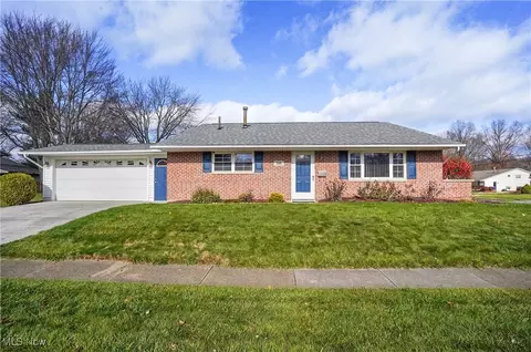 310 Berwin Pl, Munroe Falls, OH 44262