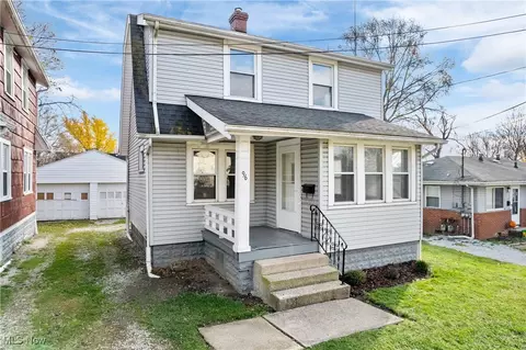 96 W Summit St, Barberton, OH 44203