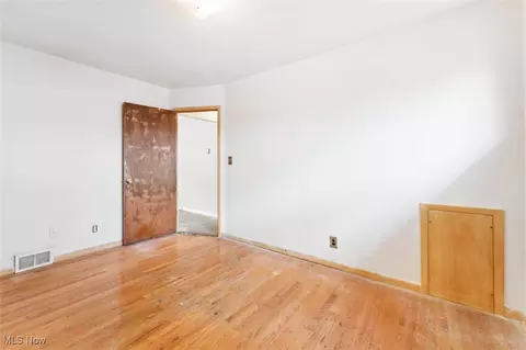 30219 Regent Rd, Wickliffe, OH 44092 photo 13