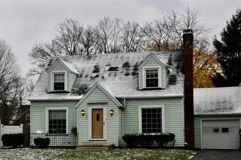 153 S Cadillac Dr, Boardman, OH 44512