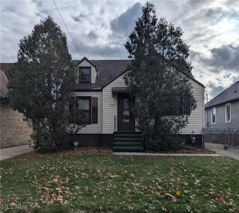 5615 Westlake Ave, Parma, OH 44129