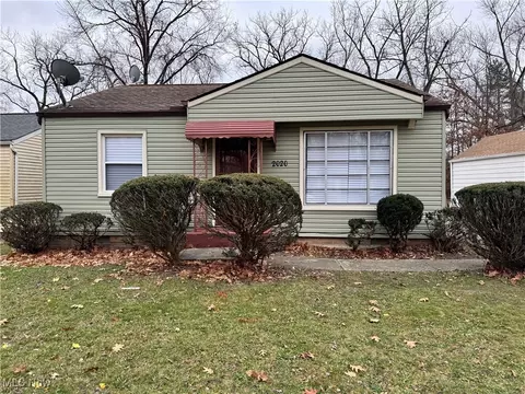 2020 Green Rd, Cleveland, OH 44121
