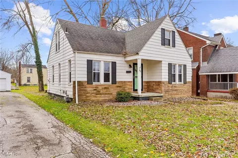 185 Beechwood Dr, Boardman, OH 44512 photo 2