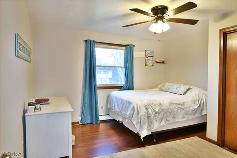 Bedroom - 588 Oakridge Dr, Boardman, OH 44512 photo 1 of 9