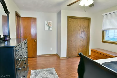 Bedroom - 588 Oakridge Dr, Boardman, OH 44512 photo 6 of 9