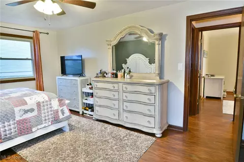 Bedroom - 588 Oakridge Dr, Boardman, OH 44512 photo 9 of 9