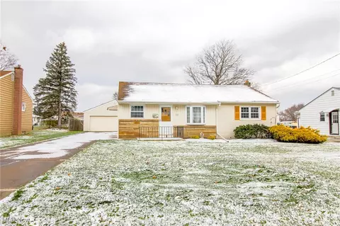 363 W Omar St, Struthers, OH 44471 photo 16
