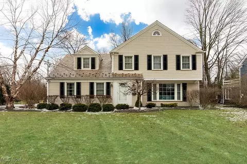 14711 S Woodland Rd, Shaker Heights, OH 44120