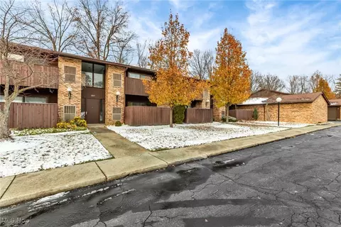 3245 Mayfield Rd #12, Cleveland Heights, OH 44118
