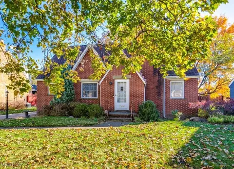 244 Aultman Ave NW, Canton, OH 44708