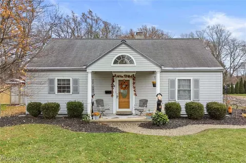 9 Stoutenburg Dr, Norwalk, OH 44857