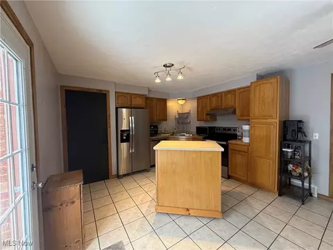 Kitchen - 26017 Hartley Rd, Beloit, OH 44609 photo 1 of 2