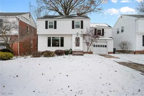 4871 Westbourne Rd, Lyndhurst, OH 44124