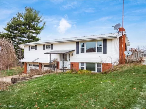 315 Black Rd, Hopewell, OH 43746