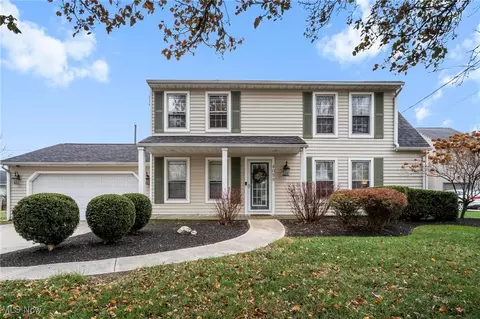 4058 E Lake Rd, Sheffield Lake, OH 44054