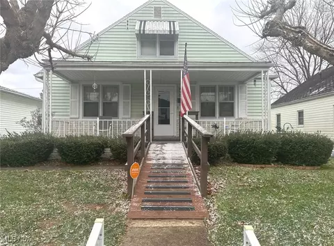 4009 8th Ave, Parkersburg, WV 26104