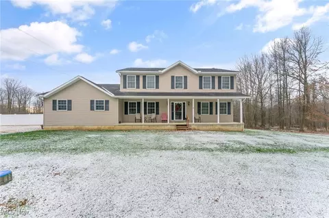 2524 S Fox North Rd, Hubbard, OH 44425