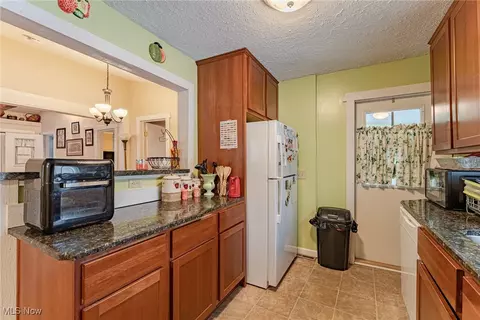 930 Lloyd Ave, Aurora, OH 44202 photo 9