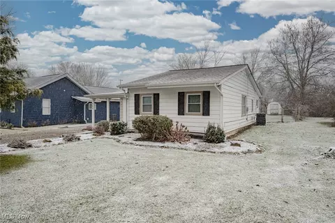 930 Lloyd Ave, Aurora, OH 44202 photo 2