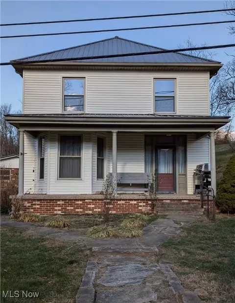 6229 National Rd, Zanesville, OH 43701