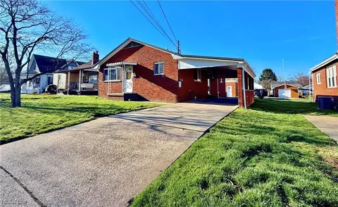 1006 28th St, Parkersburg, WV 26104