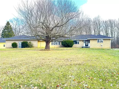 11606 Freshley Ave NE, Alliance, OH 44601