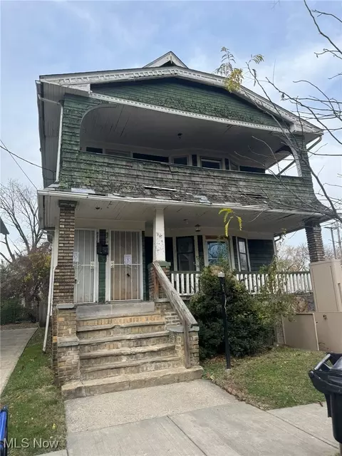 9215 Yale Ave, Cleveland, OH 44108