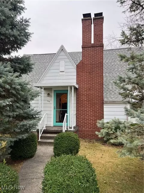 518 E Market St, Tiffin, OH 44883