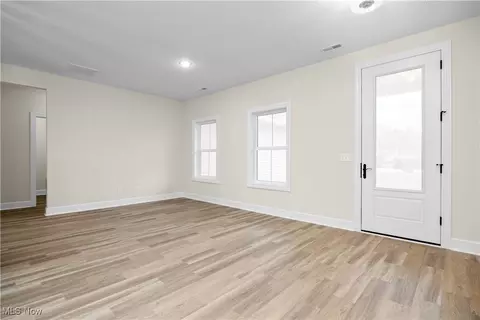 40101 Ryan Ct, Elyria, OH 44035 photo 7