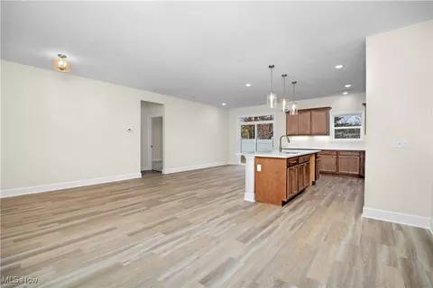 40101 Ryan Ct, Elyria, OH 44035 photo 16