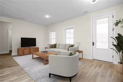 40101 Ryan Ct, Elyria, OH 44035 photo 6
